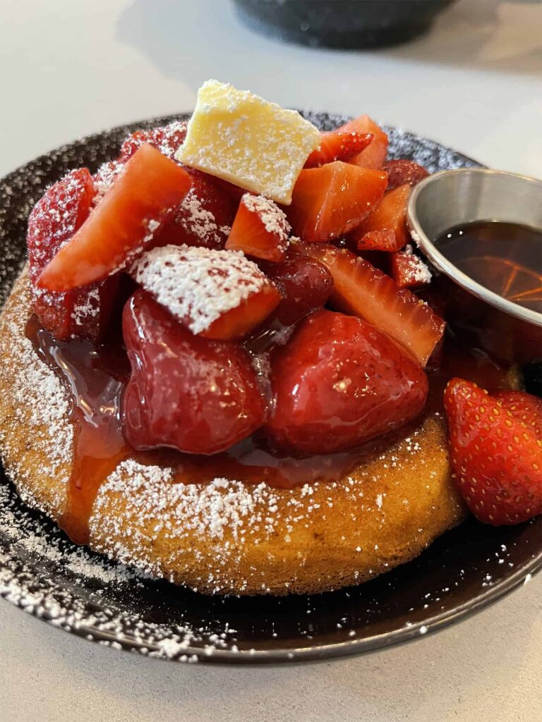 Atlas Coffee House - Strawberry Maple Pancake